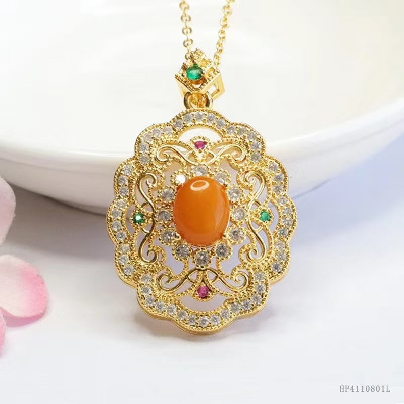 beeswax amber shine necklace