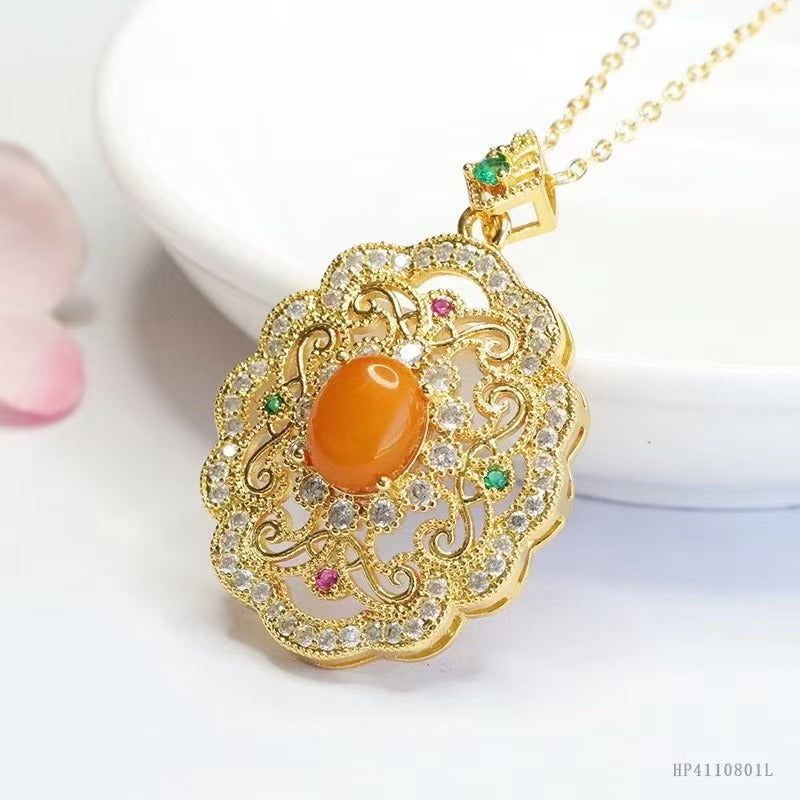 beeswax amber shine necklace
