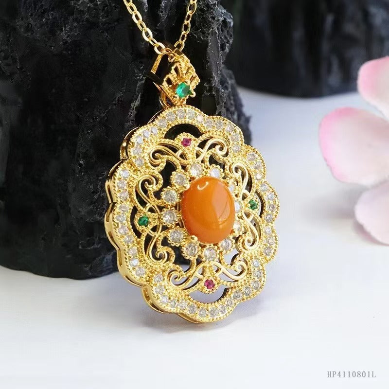 beeswax amber shine necklace