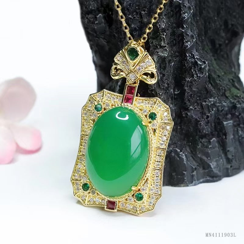 chalcedony shine necklace