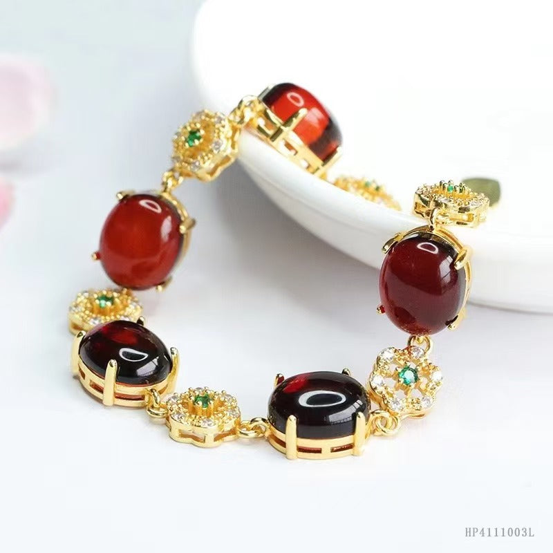Blood amber shine bracelet