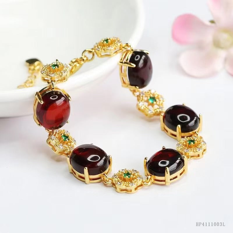 Blood amber shine bracelet