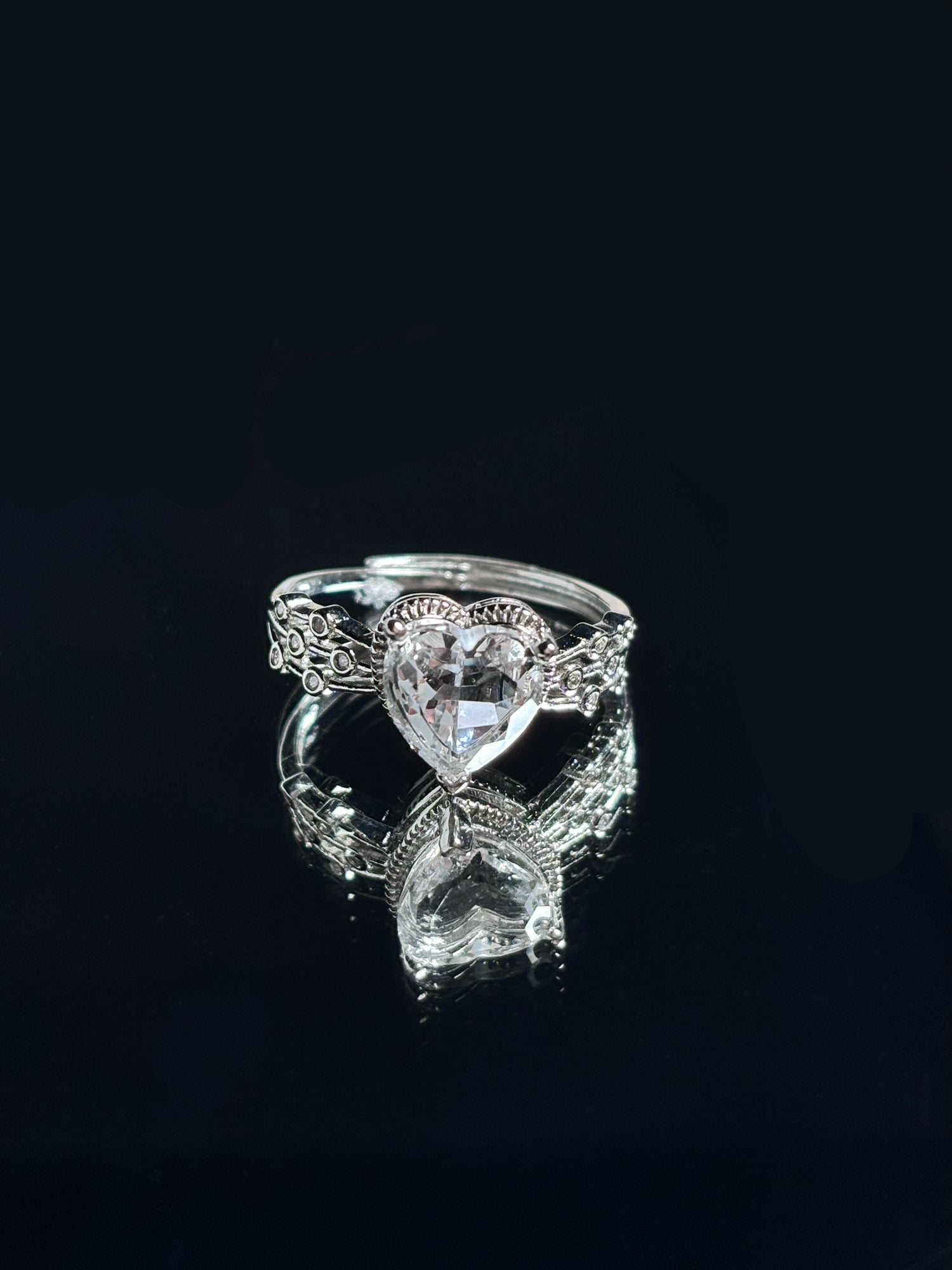 Clear quartz heart ring