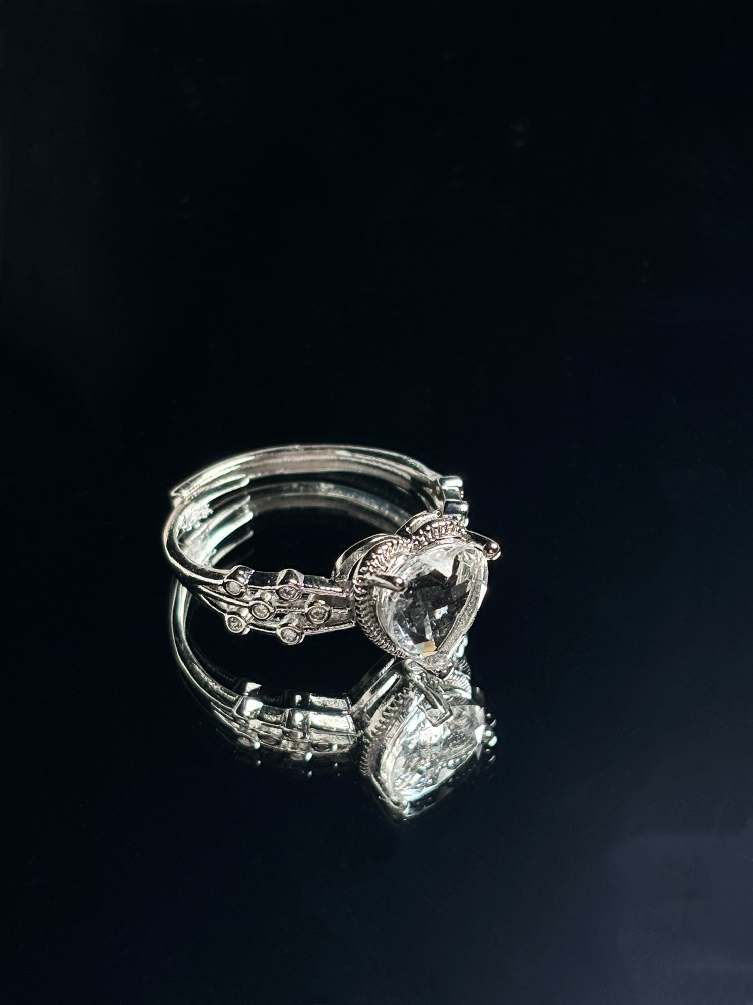 Clear quartz heart ring